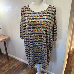 LuLaRoe - Irma - Colorful Geometric Patterned Women's Top - Size Large - NWT